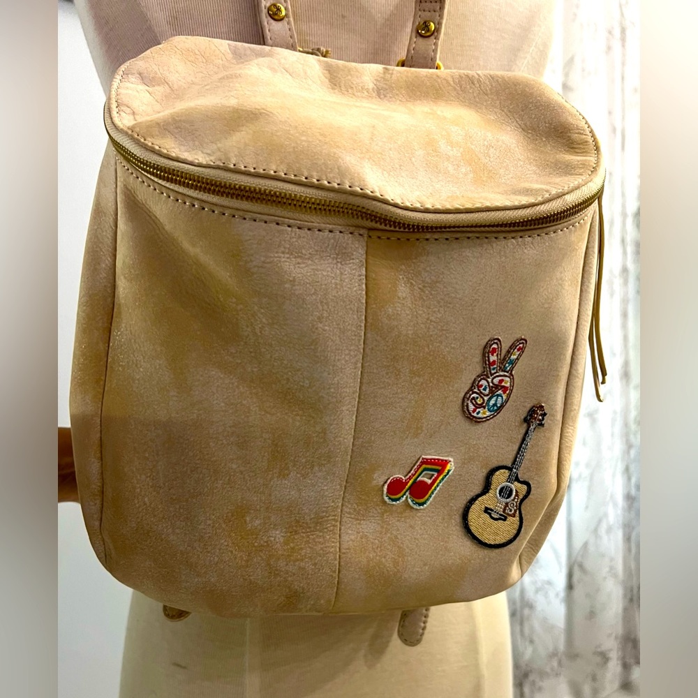 PRICE🔻😍HOBO butter soft leather backpack w/ appliqués, guitar, ☮️ sign & 🎶
